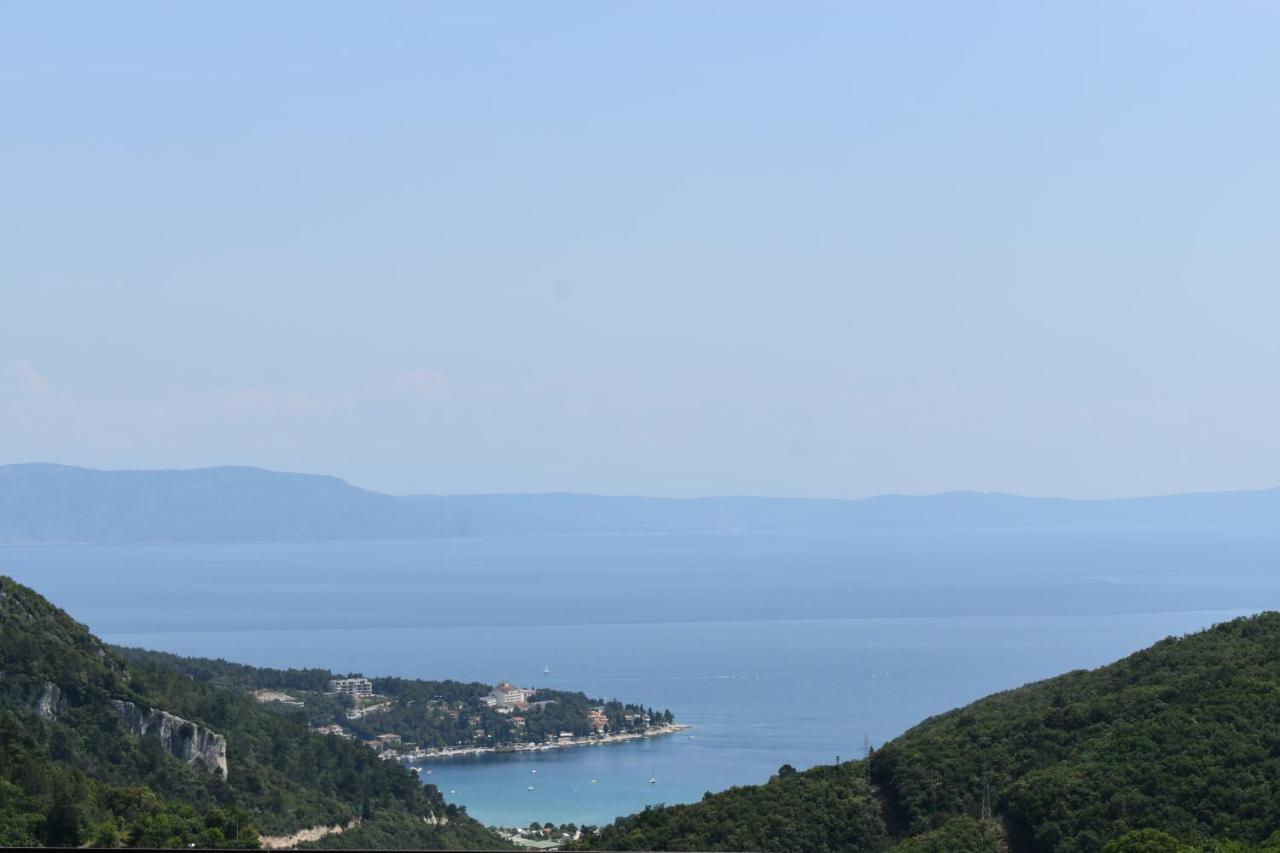 Apartmani Grejs Labin  Bagian luar foto